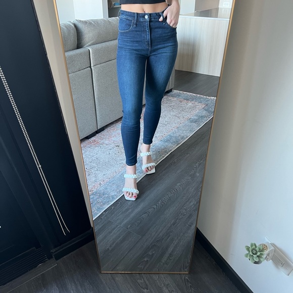 Abercrombie High Rise Super Skinny Jean - Picture 5 of 9